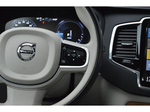 Volvo XC90 T8 Long Range Hybride AWD Inscription | Trekhaak 2400KG | Pilot-Assist | Camera | Panoramadak | Stoel+Stuur Verwarmd |