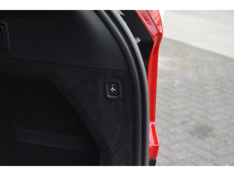 Volvo XC90 T8 Long Range Hybride AWD Inscription | Trekhaak 2400KG | Pilot-Assist | Camera | Panoramadak | Stoel+Stuur Verwarmd |
