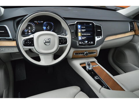 Volvo XC90 T8 Long Range Hybride AWD Inscription | Trekhaak 2400KG | Pilot-Assist | Camera | Panoramadak | Stoel+Stuur Verwarmd |