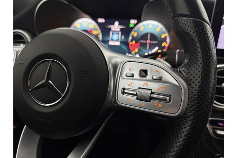 Mercedes-Benz C-Klasse AMG Camera Trekhaak LED Virtual Cruise Clima Navi PDC 18''LMV
