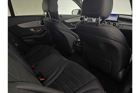 Mercedes-Benz C-Klasse AMG Camera Trekhaak LED Virtual Cruise Clima Navi PDC 18''LMV