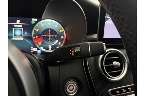 Mercedes-Benz C-Klasse AMG Camera Trekhaak LED Virtual Cruise Clima Navi PDC 18''LMV