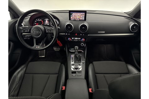 Audi A3 Limousine 30 TFSI S-line Automaat LED Clima Cruise Navi PDC 18"LMV