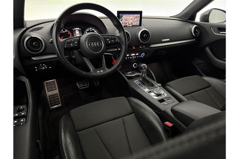 Audi A3 Limousine 30 TFSI S-line Automaat LED Clima Cruise Navi PDC 18"LMV
