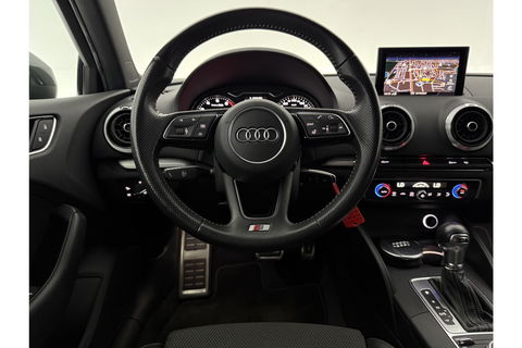 Audi A3 Limousine 30 TFSI S-line Automaat LED Clima Cruise Navi PDC 18"LMV
