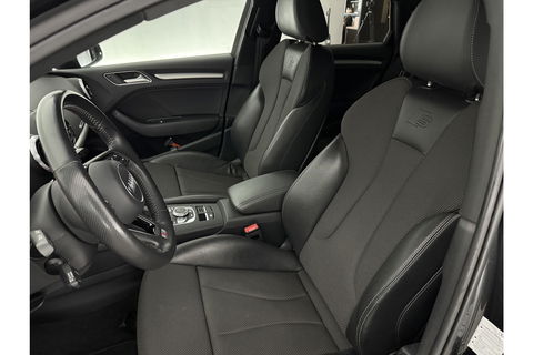 Audi A3 Limousine 30 TFSI S-line Automaat LED Clima Cruise Navi PDC 18"LMV