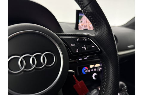 Audi A3 Limousine 30 TFSI S-line Automaat LED Clima Cruise Navi PDC 18"LMV
