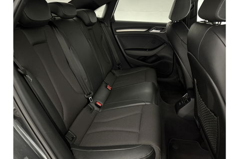 Audi A3 Limousine 30 TFSI S-line Automaat LED Clima Cruise Navi PDC 18"LMV