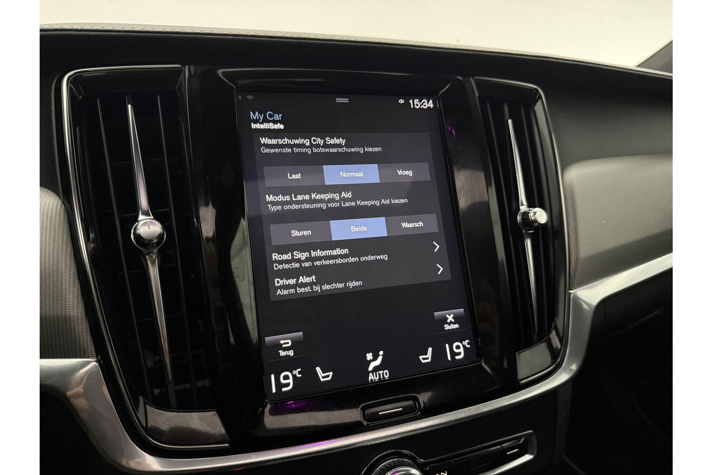 Volvo V90 2.0 T4 Business Sport 191PK Pano Sfeer Virtual Harman/Kardon Head-up LED Carplay Camera Memory-seat Clima Cruise Navi PDC 19''LMV