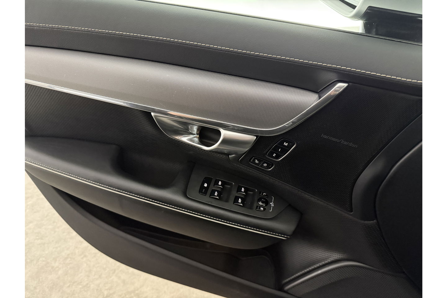 Volvo V90 2.0 T4 Business Sport 191PK Pano Sfeer Virtual Harman/Kardon Head-up LED Carplay Camera Memory-seat Clima Cruise Navi PDC 19''LMV