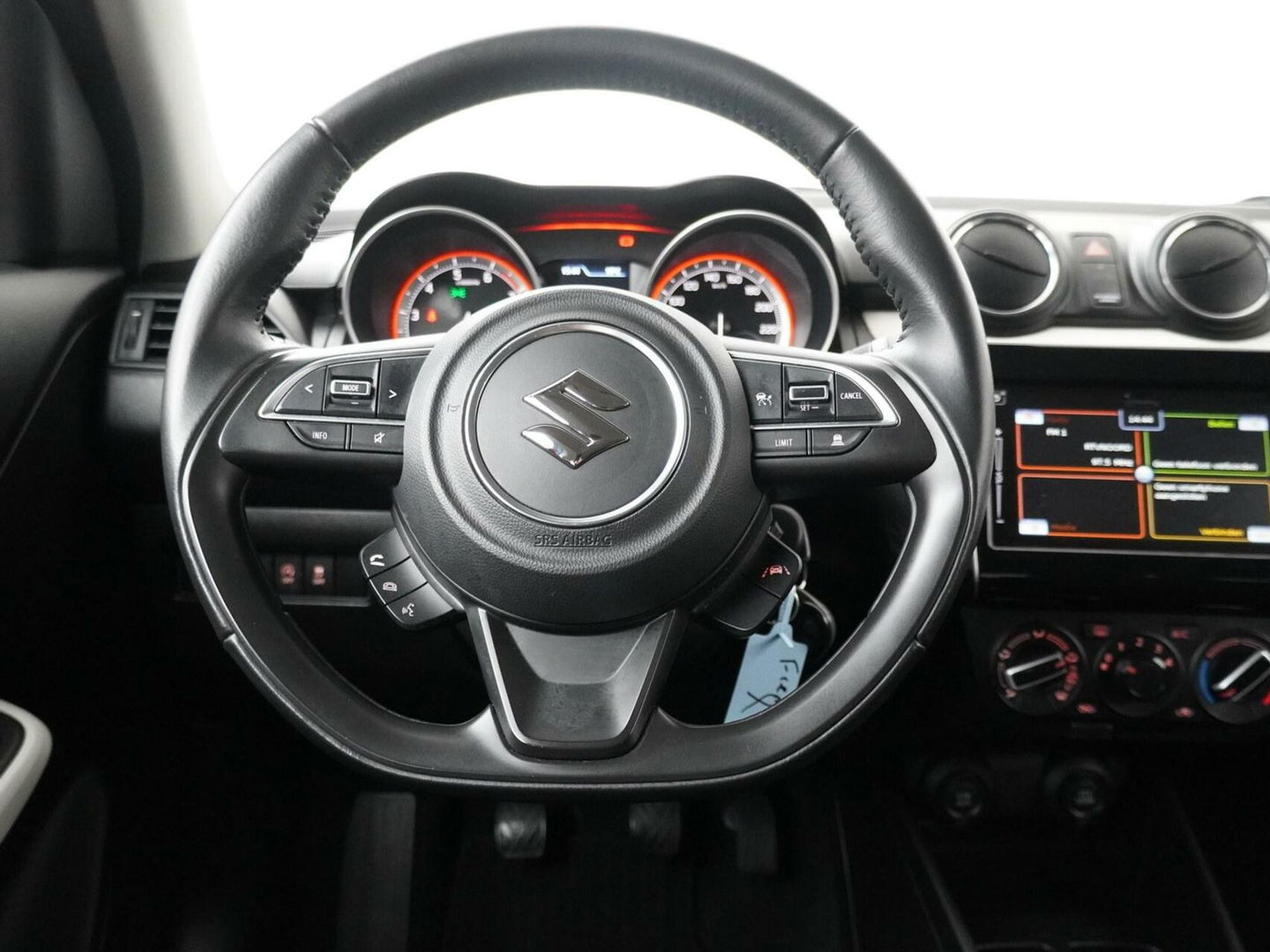 Suzuki Swift 1.2 Select Smart Hybrid