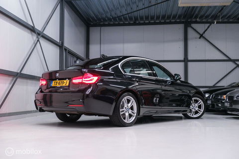 BMW 3 Serie 318i M Sport Edition | Leder | VC | LED | Navipro | Orig NL NAP | M pakket |