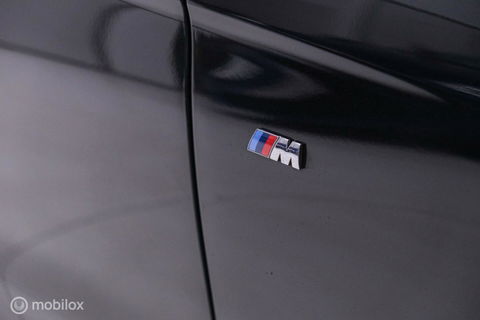 BMW 3 Serie 318i M Sport Edition | Leder | VC | LED | Navipro | Orig NL NAP | M pakket |