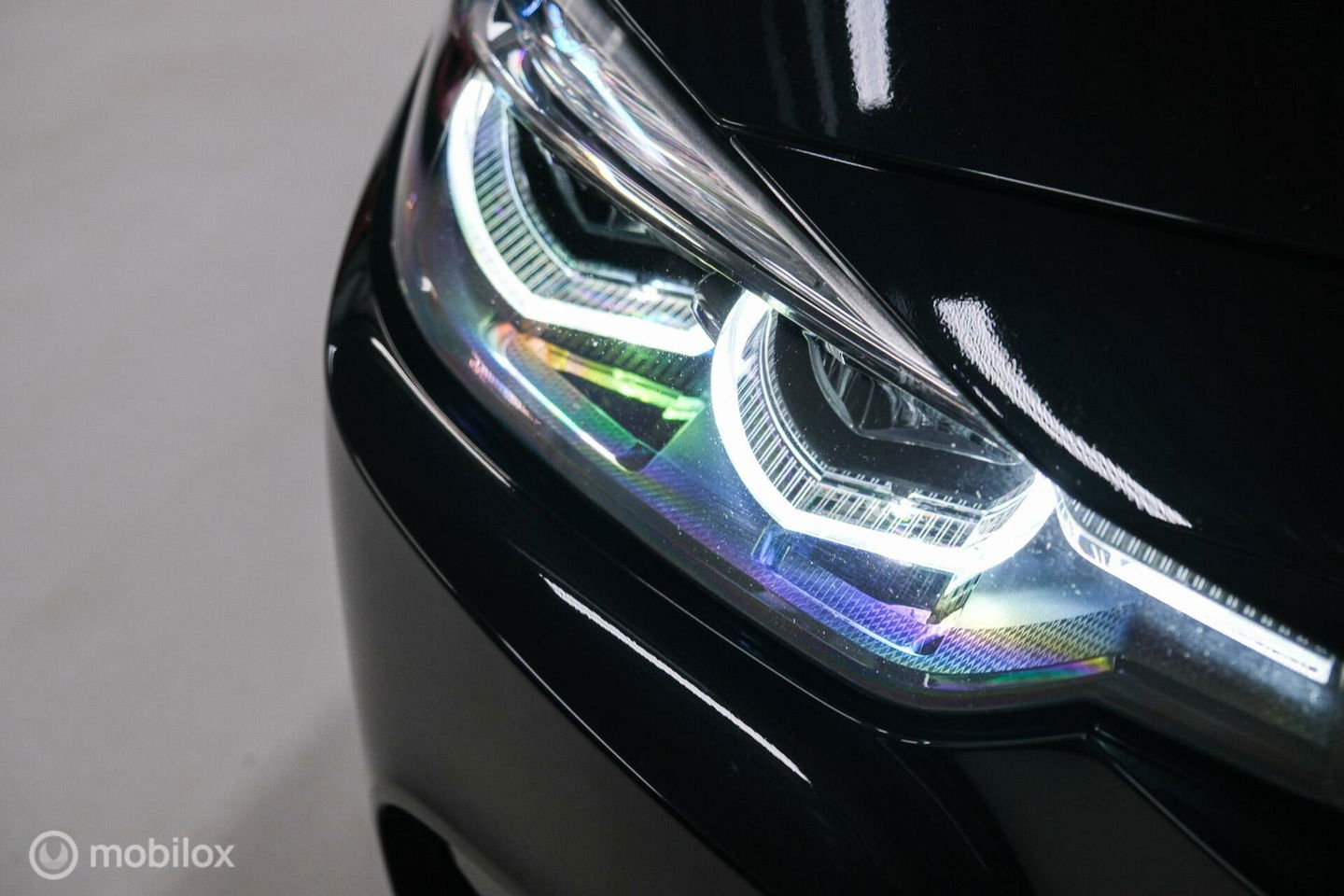 BMW 3 Serie 318i M Sport Edition | Leder | VC | LED | Navipro | Orig NL NAP | M pakket |