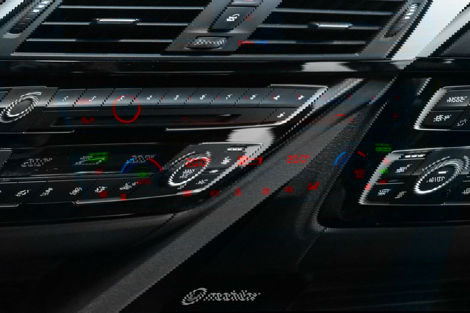 BMW 3 Serie 318i M Sport Edition | Leder | VC | LED | Navipro | Orig NL NAP | M pakket |