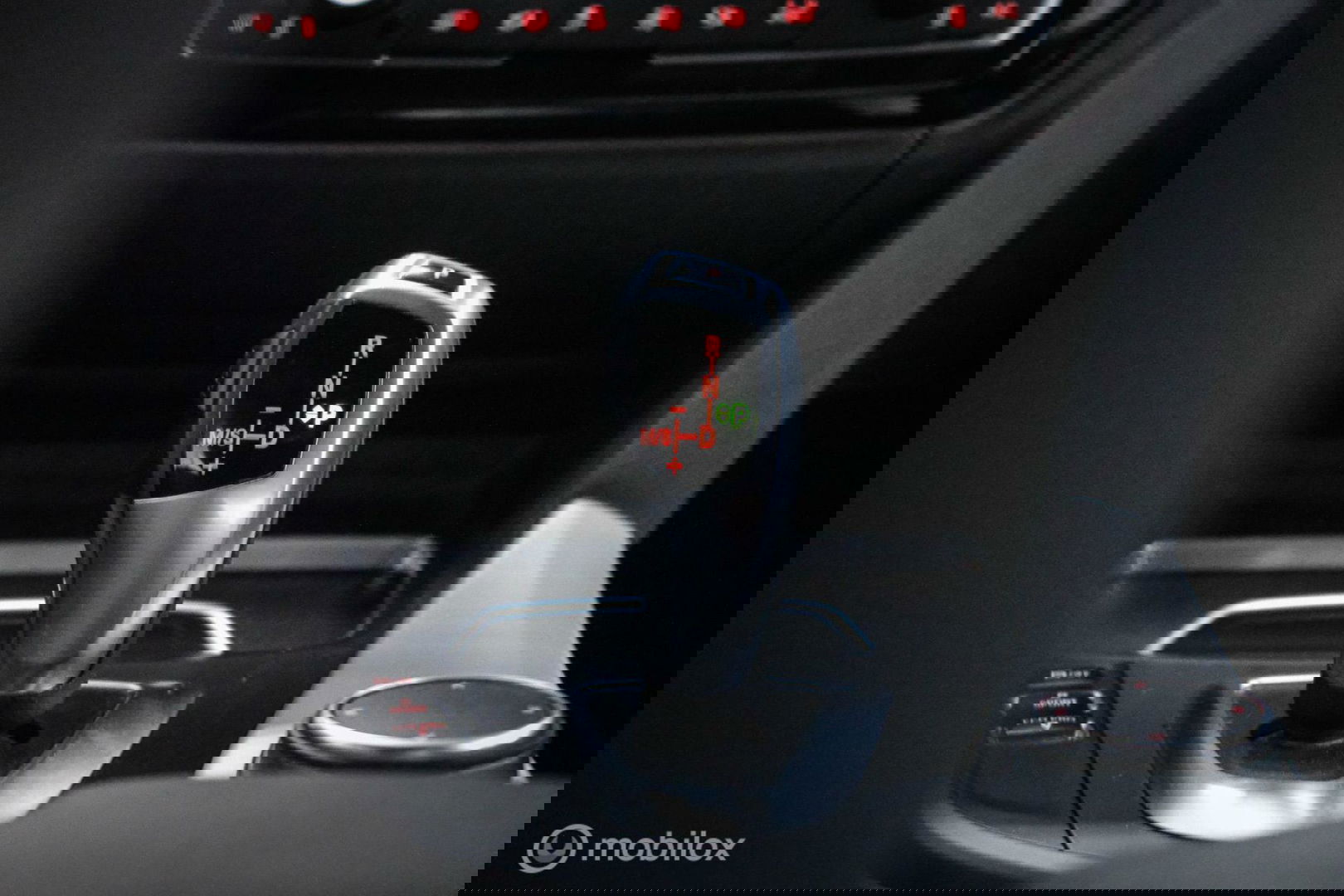 BMW 3 Serie 318i M Sport Edition | Leder | VC | LED | Navipro | Orig NL NAP | M pakket |