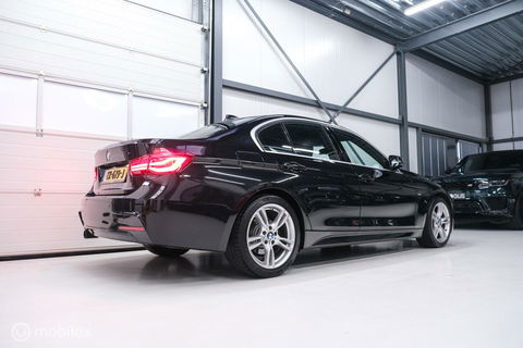 BMW 3 Serie 318i M Sport Edition | Leder | VC | LED | Navipro | Orig NL NAP | M pakket |