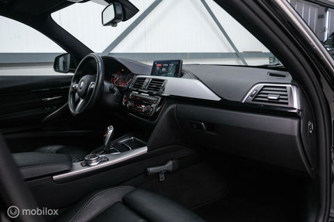 BMW 3 Serie 318i M Sport Edition | Leder | VC | LED | Navipro | Orig NL NAP | M pakket |