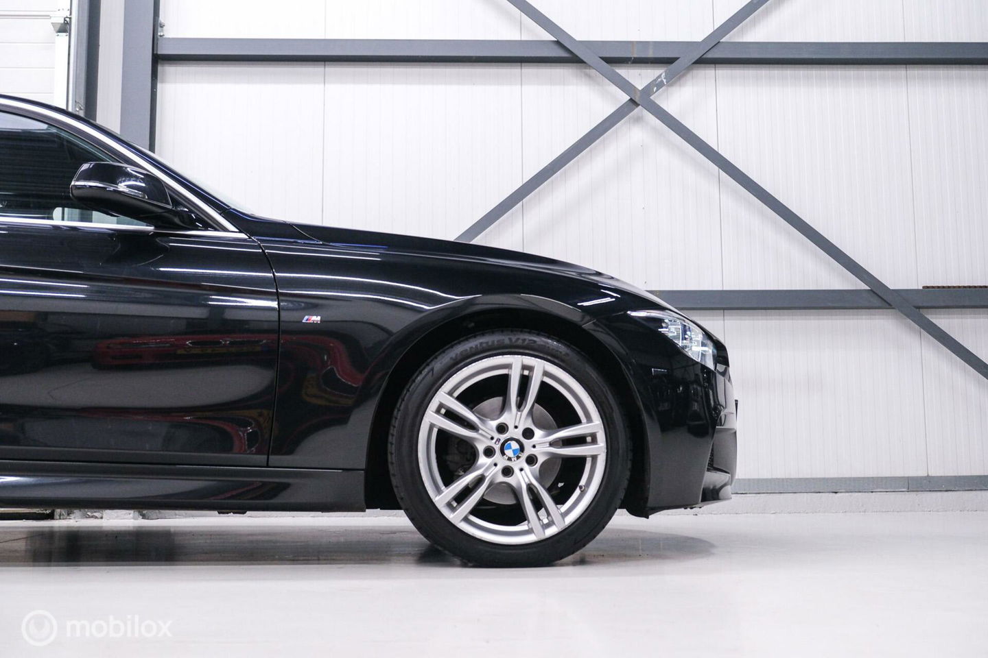 BMW 3 Serie 318i M Sport Edition | Leder | VC | LED | Navipro | Orig NL NAP | M pakket |