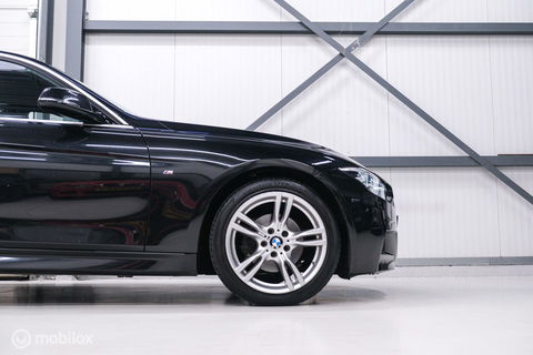 BMW 3 Serie 318i M Sport Edition | Leder | VC | LED | Navipro | Orig NL NAP | M pakket |