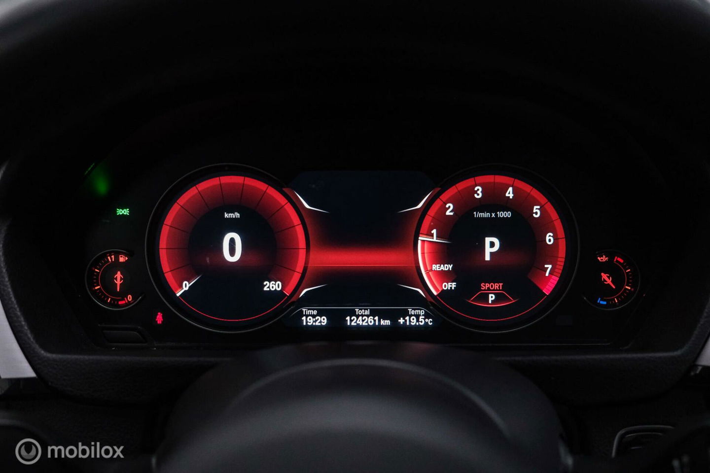 BMW 3 Serie 318i M Sport Edition | Leder | VC | LED | Navipro | Orig NL NAP | M pakket |