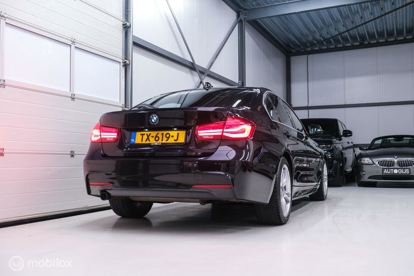 BMW 3 Serie 318i M Sport Edition | Leder | VC | LED | Navipro | Orig NL NAP | M pakket |