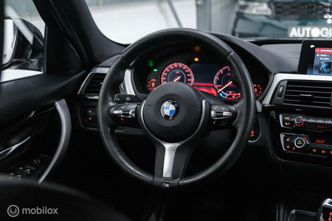 BMW 3 Serie 318i M Sport Edition | Leder | VC | LED | Navipro | Orig NL NAP | M pakket |