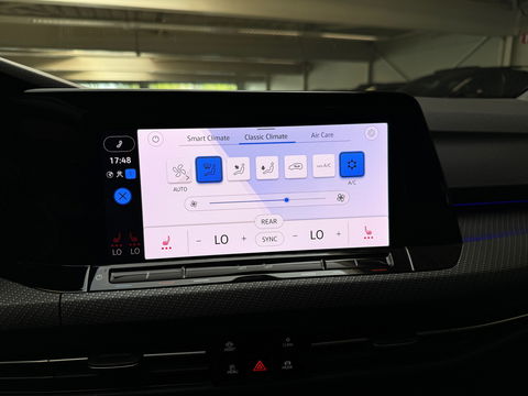 Volkswagen Golf 1.5 eTSI R-Line Pano|Sfeer|IQ|ACC|Lane|Nardo