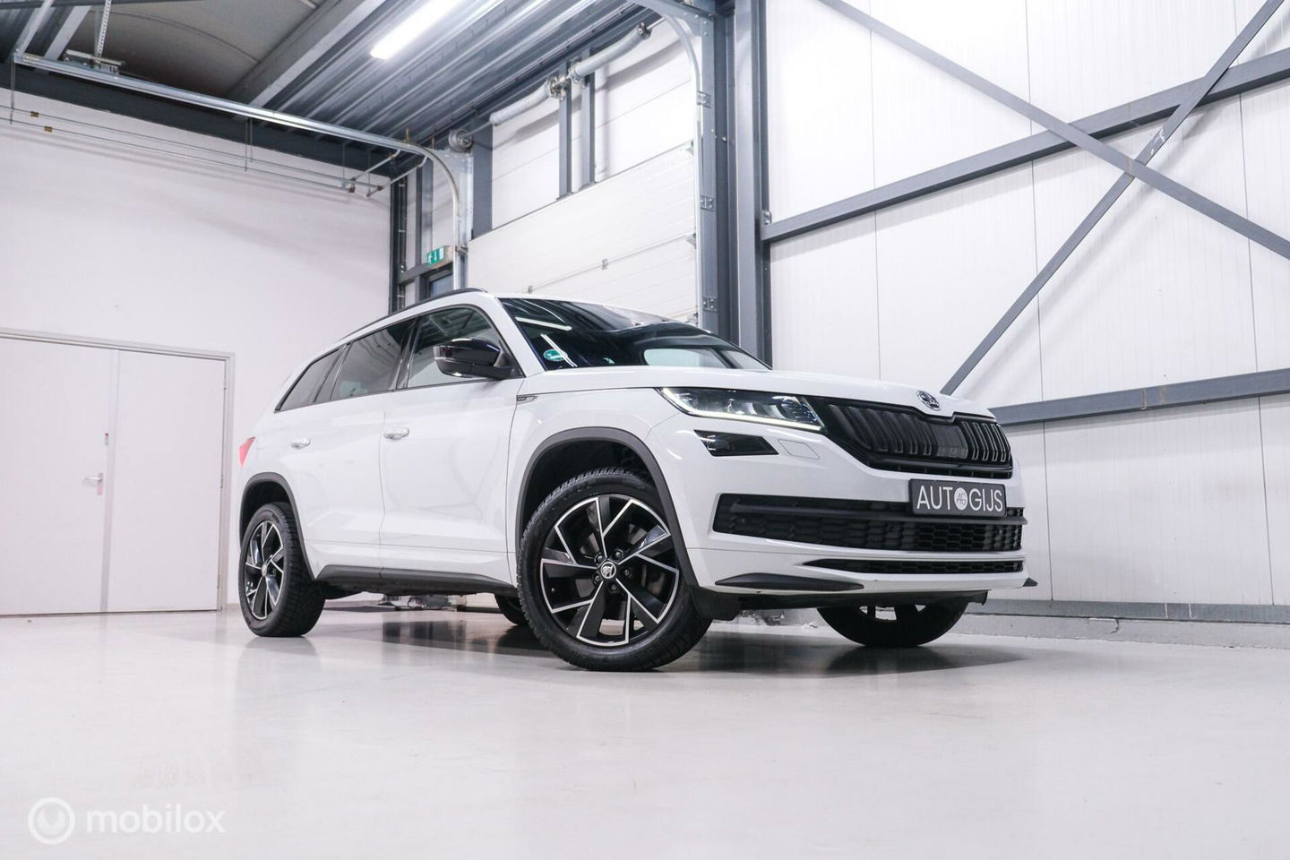 Škoda Kodiaq 2.0 TSI 4x4 Sportline Business 7p. | Panorama | LED | Adaptive | DAB+ | CarPlay | Memory | Keyless |