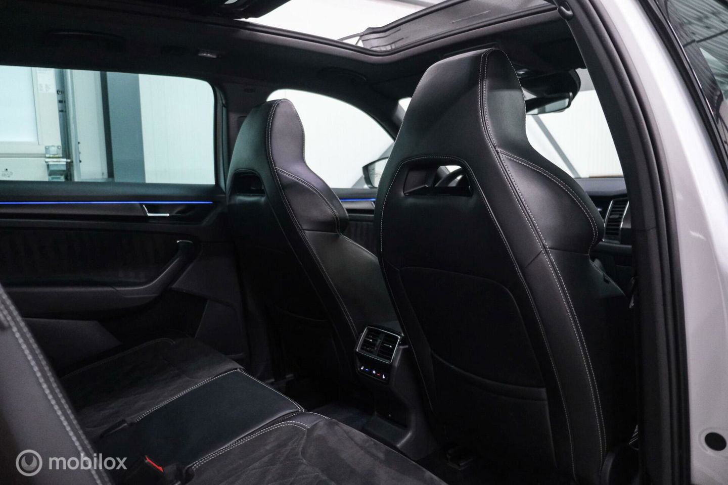 Škoda Kodiaq 2.0 TSI 4x4 Sportline Business 7p. | Panorama | LED | Adaptive | DAB+ | CarPlay | Memory | Keyless |