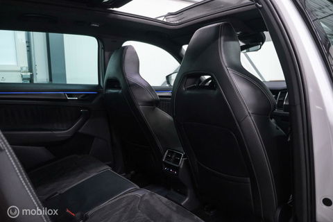 Škoda Kodiaq 2.0 TSI 4x4 Sportline Business 7p. | Panorama | LED | Adaptive | DAB+ | CarPlay | Memory | Keyless |