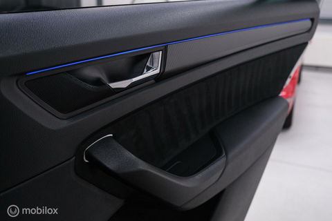 Škoda Kodiaq 2.0 TSI 4x4 Sportline Business 7p. | Panorama | LED | Adaptive | DAB+ | CarPlay | Memory | Keyless |