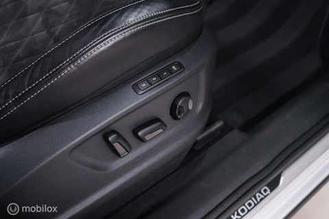 Škoda Kodiaq 2.0 TSI 4x4 Sportline Business 7p. | Panorama | LED | Adaptive | DAB+ | CarPlay | Memory | Keyless |