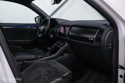 Škoda Kodiaq 2.0 TSI 4x4 Sportline Business 7p. | Panorama | LED | Adaptive | DAB+ | CarPlay | Memory | Keyless |