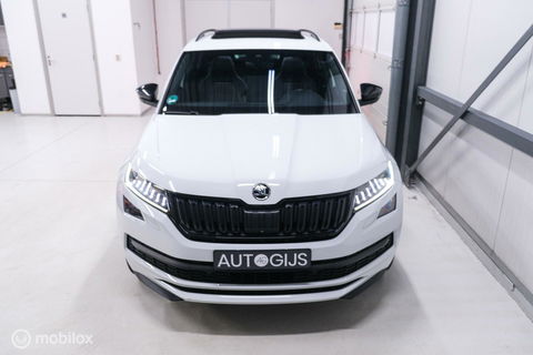 Škoda Kodiaq 2.0 TSI 4x4 Sportline Business 7p. | Panorama | LED | Adaptive | DAB+ | CarPlay | Memory | Keyless |