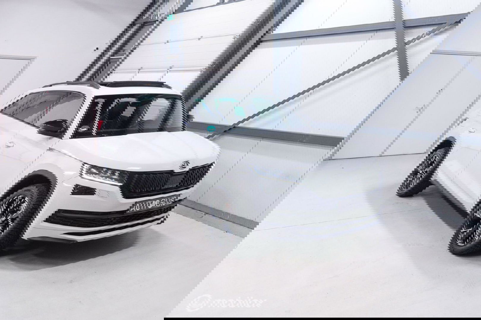 Škoda Kodiaq 2.0 TSI 4x4 Sportline Business 7p. | Panorama | LED | Adaptive | DAB+ | CarPlay | Memory | Keyless |