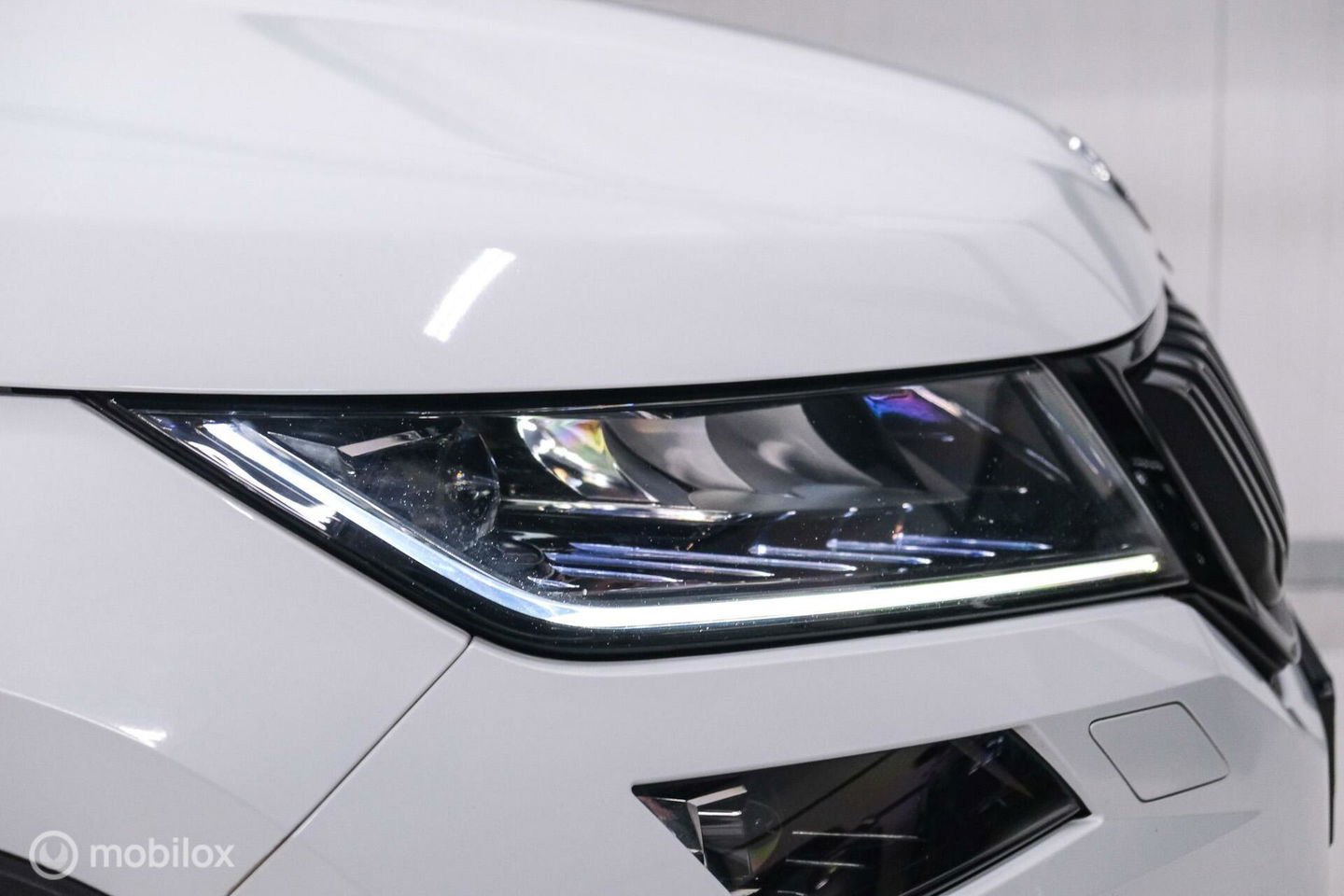 Škoda Kodiaq 2.0 TSI 4x4 Sportline Business 7p. | Panorama | LED | Adaptive | DAB+ | CarPlay | Memory | Keyless |