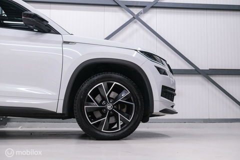 Škoda Kodiaq 2.0 TSI 4x4 Sportline Business 7p. | Panorama | LED | Adaptive | DAB+ | CarPlay | Memory | Keyless |