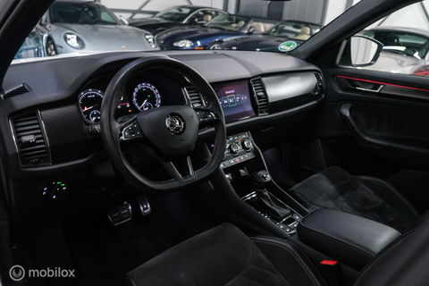 Škoda Kodiaq 2.0 TSI 4x4 Sportline Business 7p. | Panorama | LED | Adaptive | DAB+ | CarPlay | Memory | Keyless |