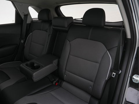 Kia e-Niro DynamicLine 64 kWh (INCL-BTW) Aut. *LEATHER-MICROFIBRE | NAVI-FULLMAP | DAB | ADAPTIVE-CRUISE | CAMERA | COMFORT-SEATS | KEYLESS | DIGI-COCKPIT | SHIFT-PADDLES | HEATED-SEATS | CARPLAY | LANE-ASSIST | 17"ALU*