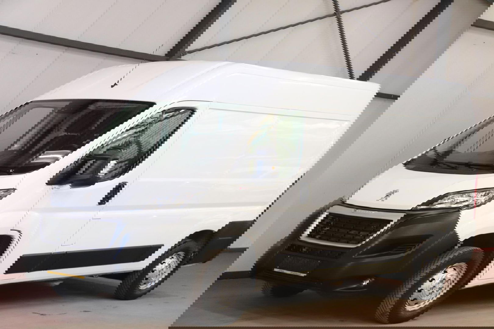 Peugeot Boxer 2.2 120PK L2H2 ACHTERUITRIJCAMERA EURO 6