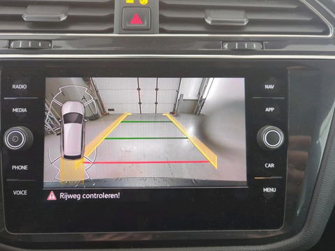 Volkswagen Tiguan Allspace 1.5 TSI HL Bus. R. | Pano | Dynn | Trekhaak | Led