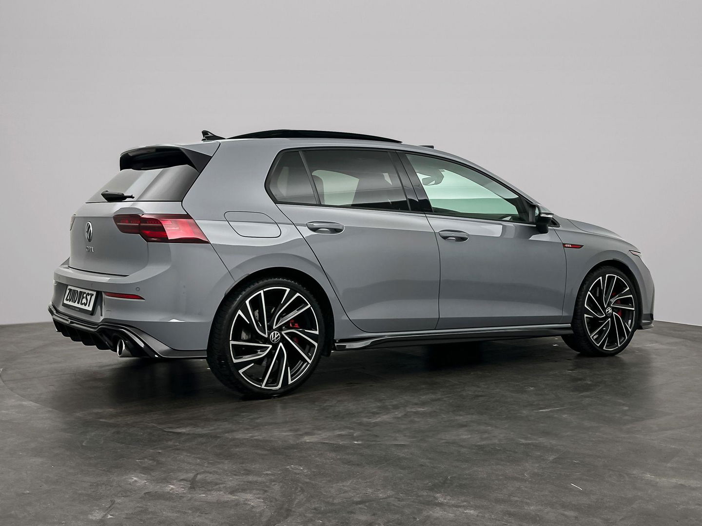 Volkswagen Golf 2.0 TSI GTI Pano IQ Leder H&K Sfeer