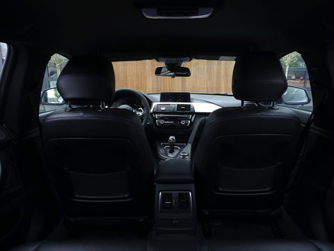 BMW 4 Serie Gran Coupe 440i 327PK / M-Performance / Individual / Harman Kardon / LED
