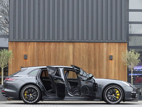 Porsche Panamera Sport Turismo 4.0 Turbo S E-hybrid V8 680PK+ / CERAMIC / CARBON / LED