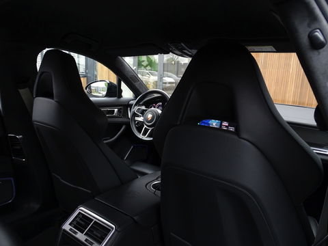 Porsche Panamera Sport Turismo 4.0 Turbo S E-hybrid V8 680PK+ / CERAMIC / CARBON / LED