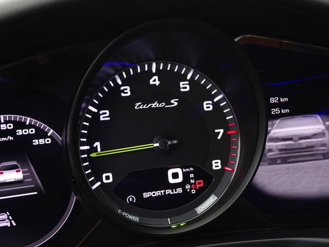 Porsche Panamera Sport Turismo 4.0 Turbo S E-hybrid V8 680PK+ / CERAMIC / CARBON / LED