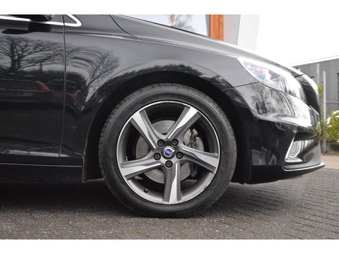 Volvo V40 T4 Automaat R-Design | 180PK | Parkeersensoren | Navigatie | Bluetooth streaming