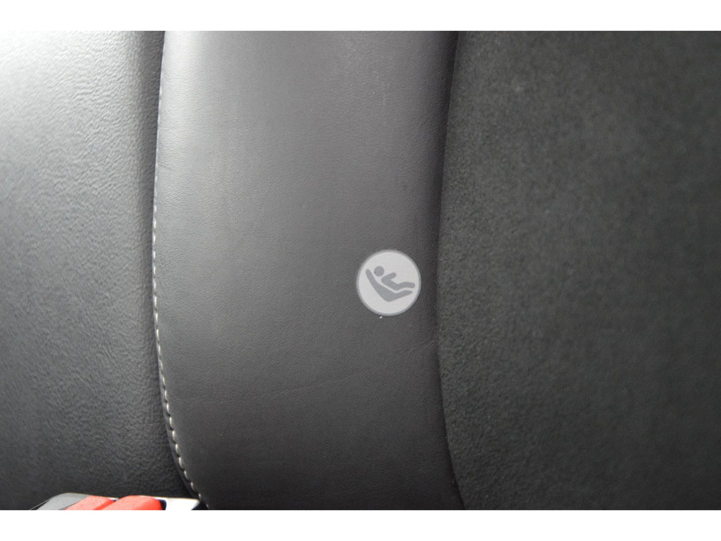 Volvo V40 T4 Automaat R-Design | 180PK | Parkeersensoren | Navigatie | Bluetooth streaming