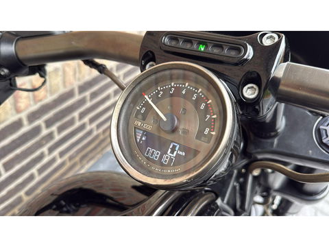 Harley Davidson FXSE Breakout Pro Street CVO 110CI Screaming Eagle